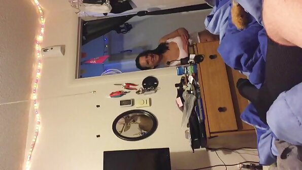 Mofos - Alex Mae - Pervs On Patrol