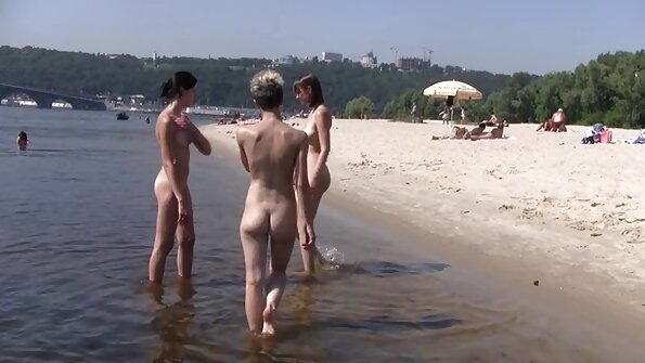 Adria Rae、Lana Rhoades、Scarlett Sage - BFF 分享按摩